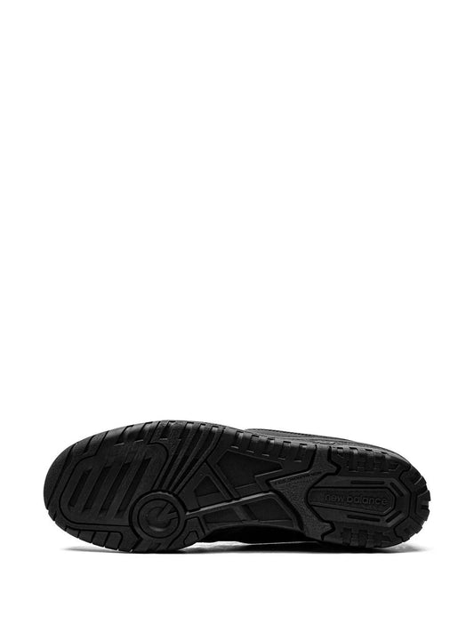 550 "Triple Black"
