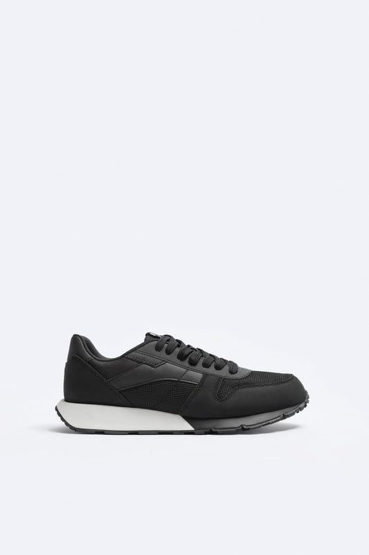 Contrast Running Sneakers