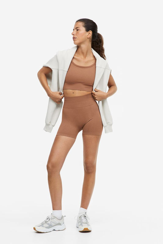 DryMove™ Seamless Hot Pants