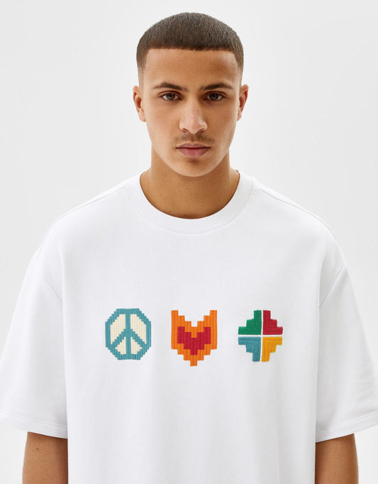 Short Sleeve Plush T-Shirt with Crochet Embroidery