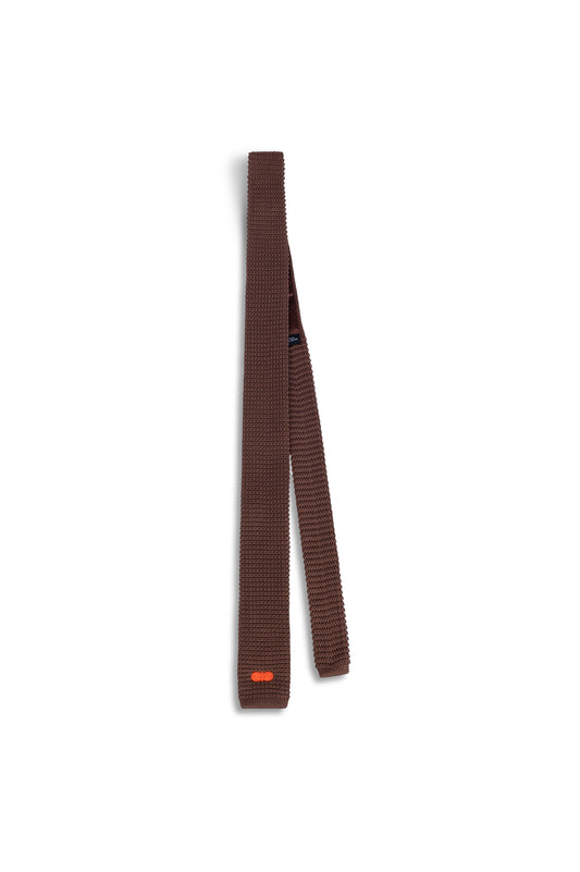 Knitted tie with logo