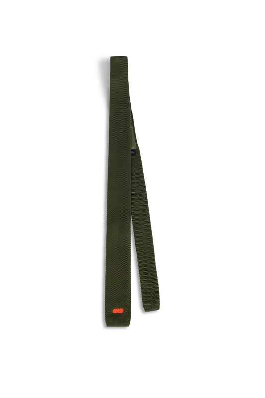 Knitted tie with logo