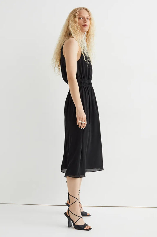 Black Sleeveless Dress