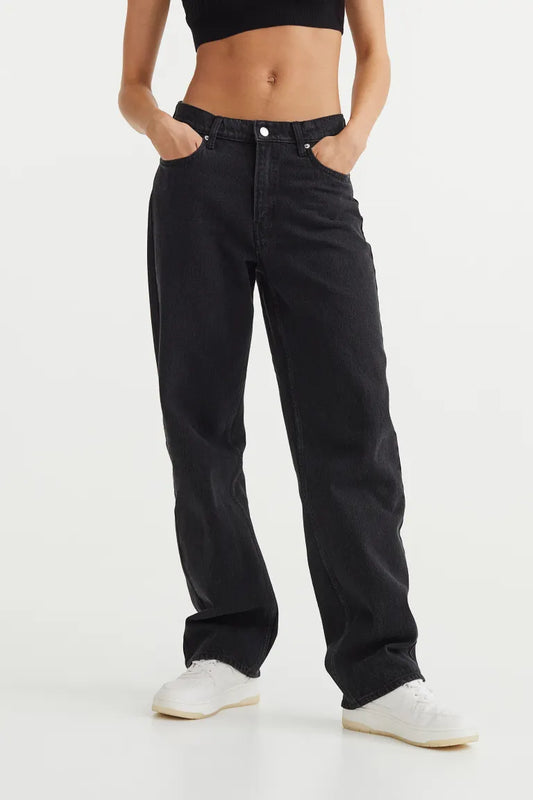 Black Loose-Fit Jeans