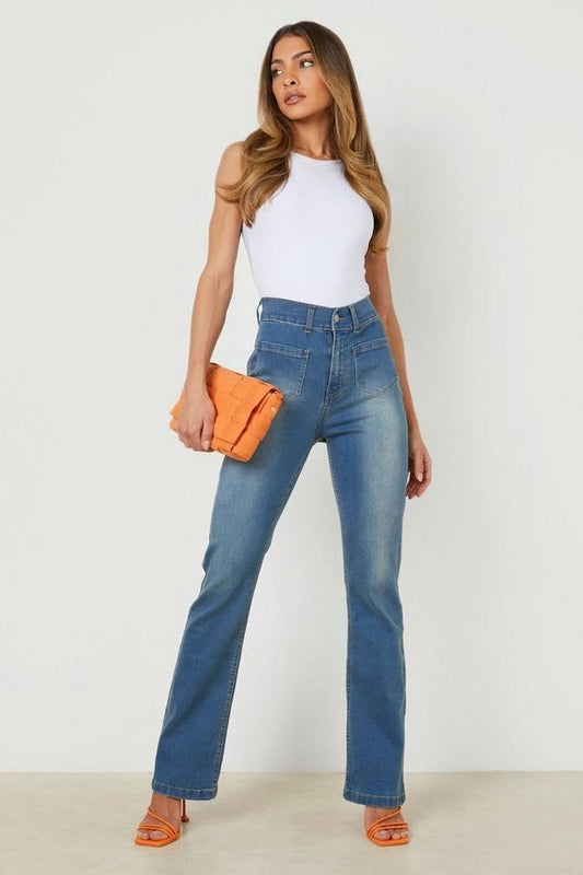 POCKET FRONT MID RISE FLARED JEANS